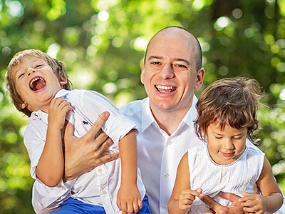 Eduard Boka and his kids