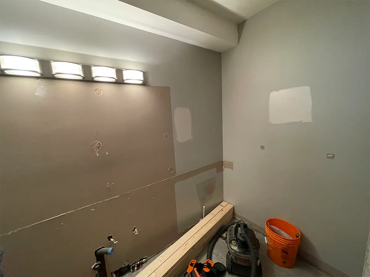 bathroom remodeling before